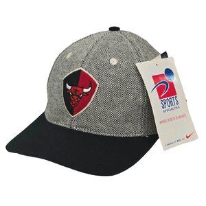 Chicago Bulls Hat Vintage 90s Sports Specialties Basketball Cap‎ Deadstock - NEW
